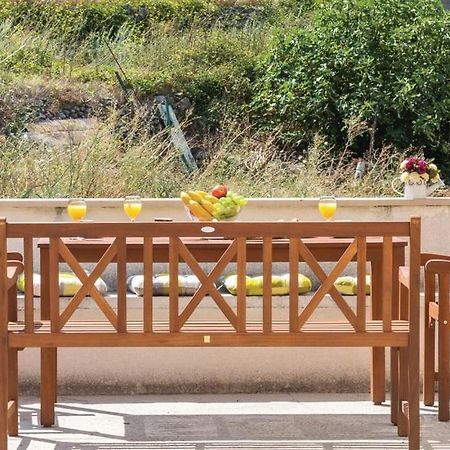 Vacation Apartments Feniks Tučepi Kültér fotó