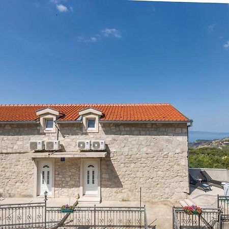 Vacation Apartments Feniks Tučepi Kültér fotó