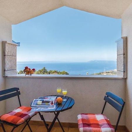 Vacation Apartments Feniks Tučepi Kültér fotó