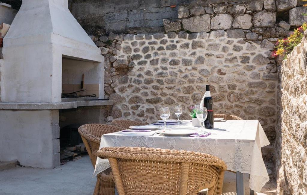 Vacation Apartments Feniks Tučepi Kültér fotó