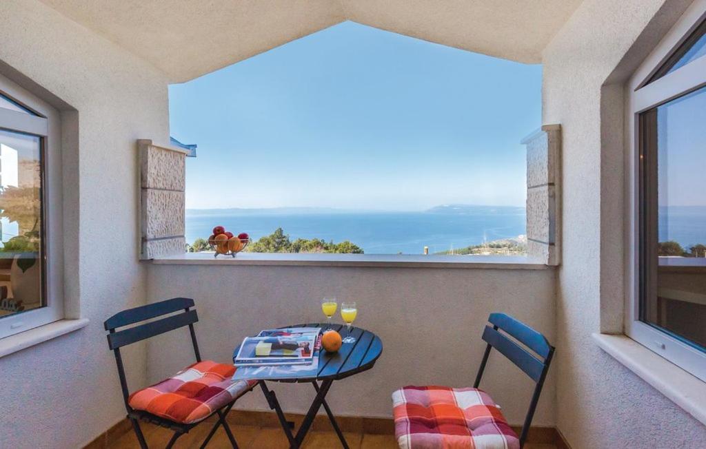 Vacation Apartments Feniks Tučepi Kültér fotó