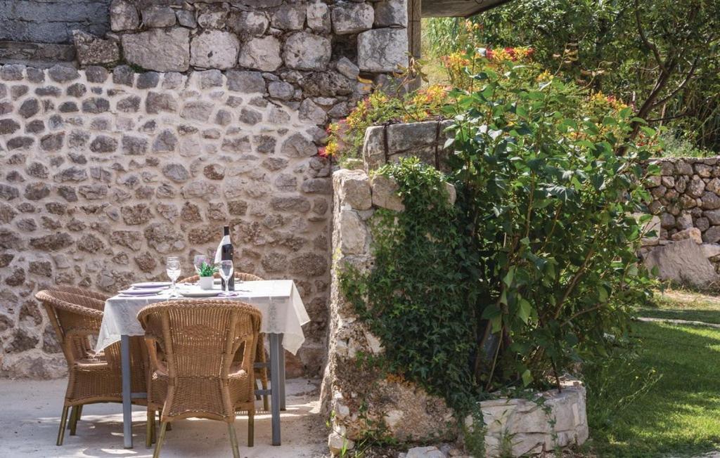 Vacation Apartments Feniks Tučepi Kültér fotó
