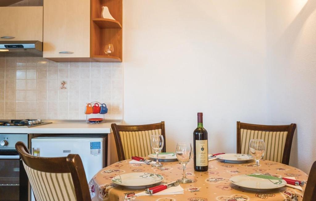 Vacation Apartments Feniks Tučepi Kültér fotó