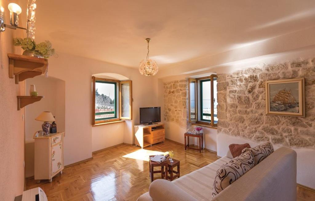 Vacation Apartments Feniks Tučepi Kültér fotó
