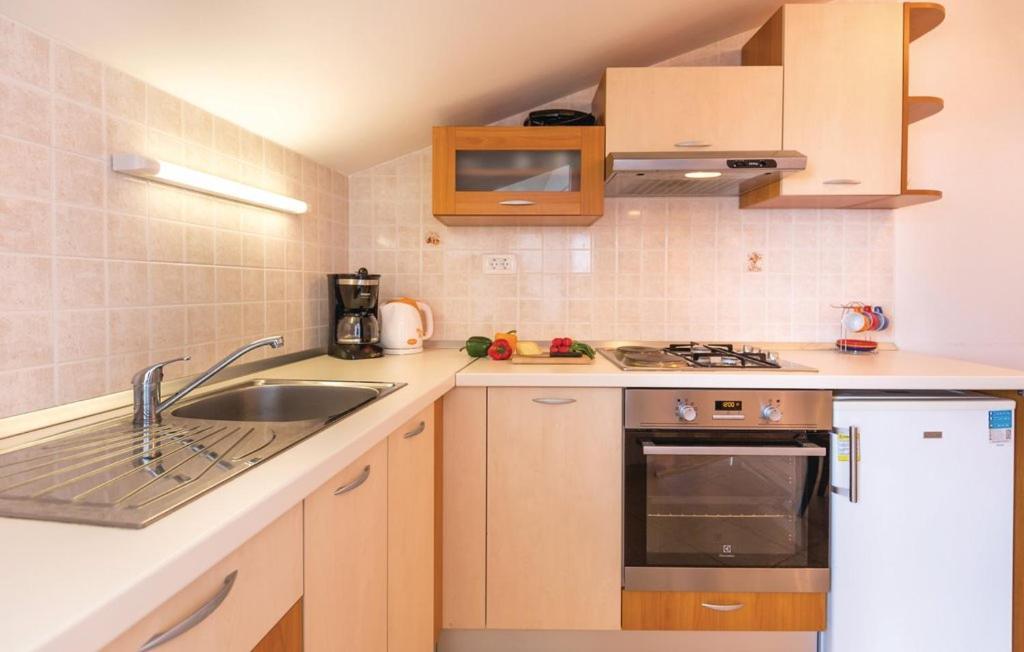 Vacation Apartments Feniks Tučepi Kültér fotó