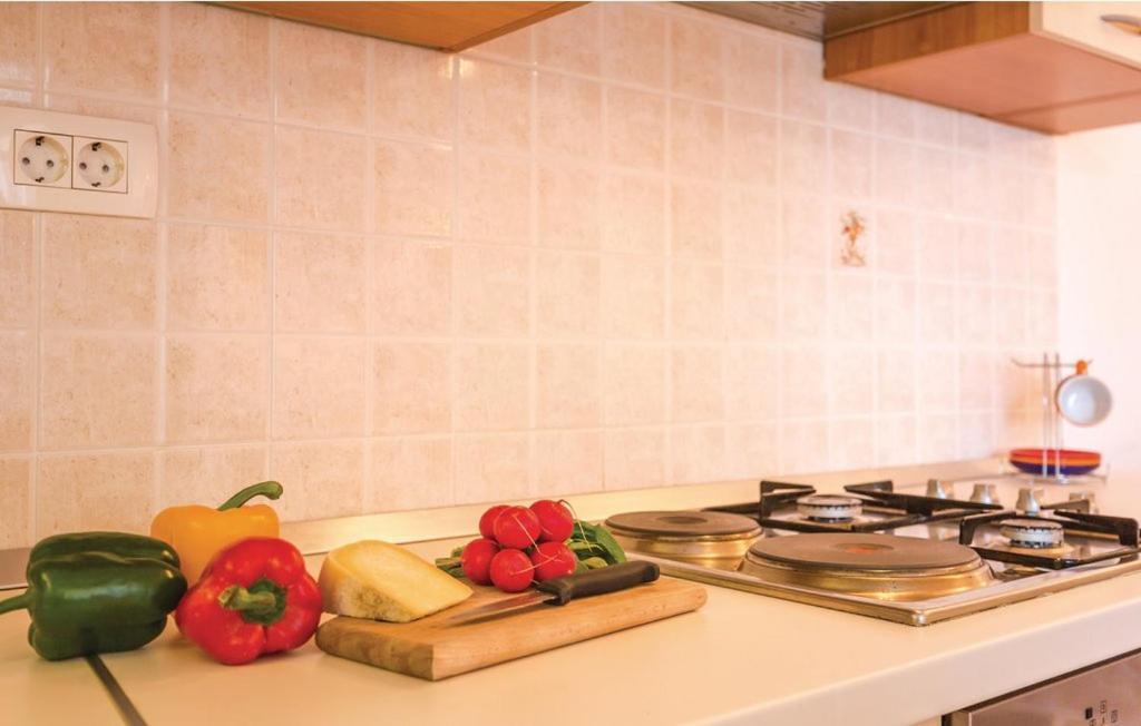 Vacation Apartments Feniks Tučepi Kültér fotó