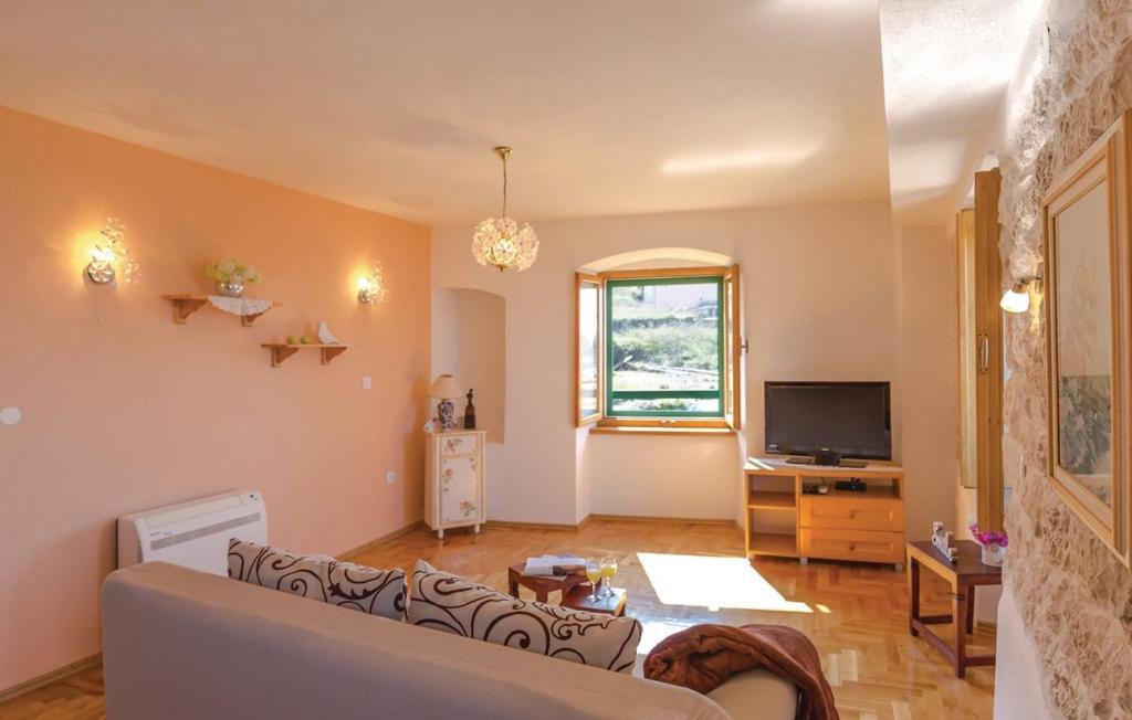 Vacation Apartments Feniks Tučepi Kültér fotó