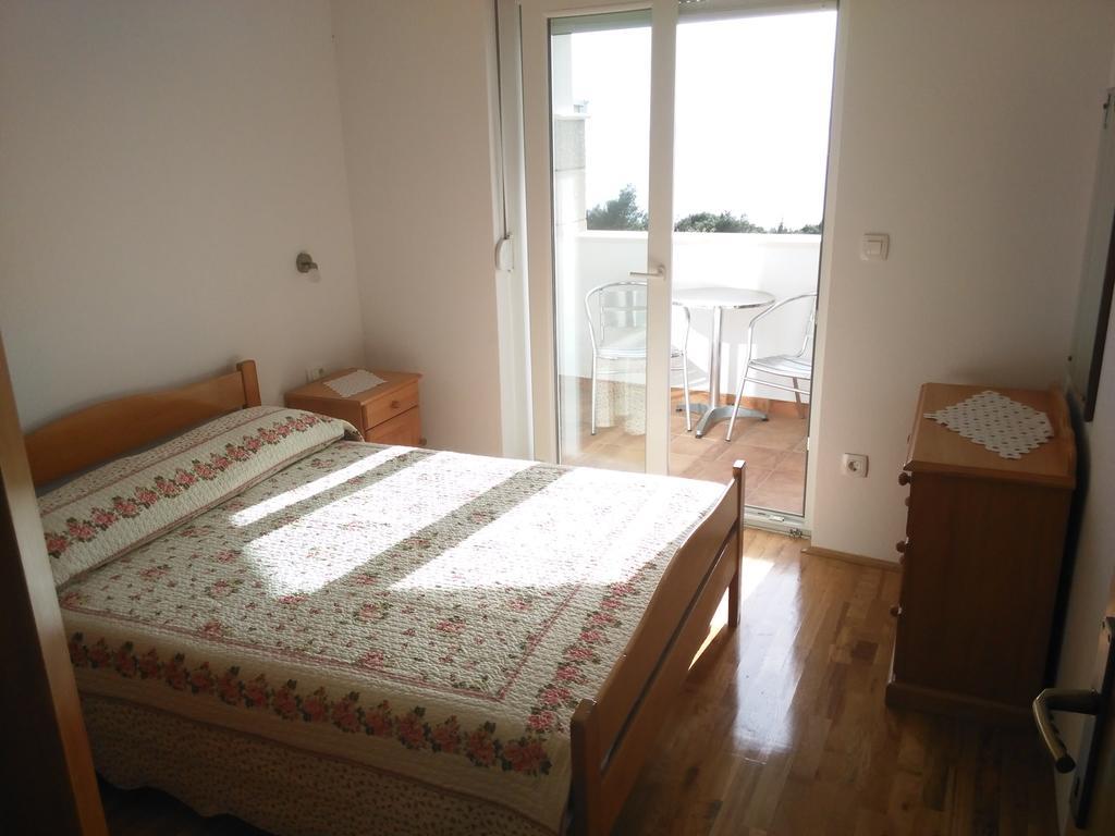 Vacation Apartments Feniks Tučepi Kültér fotó