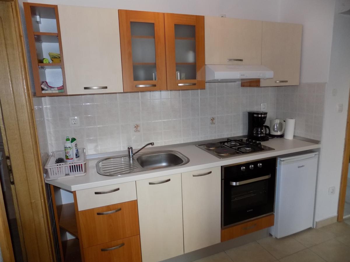 Vacation Apartments Feniks Tučepi Kültér fotó
