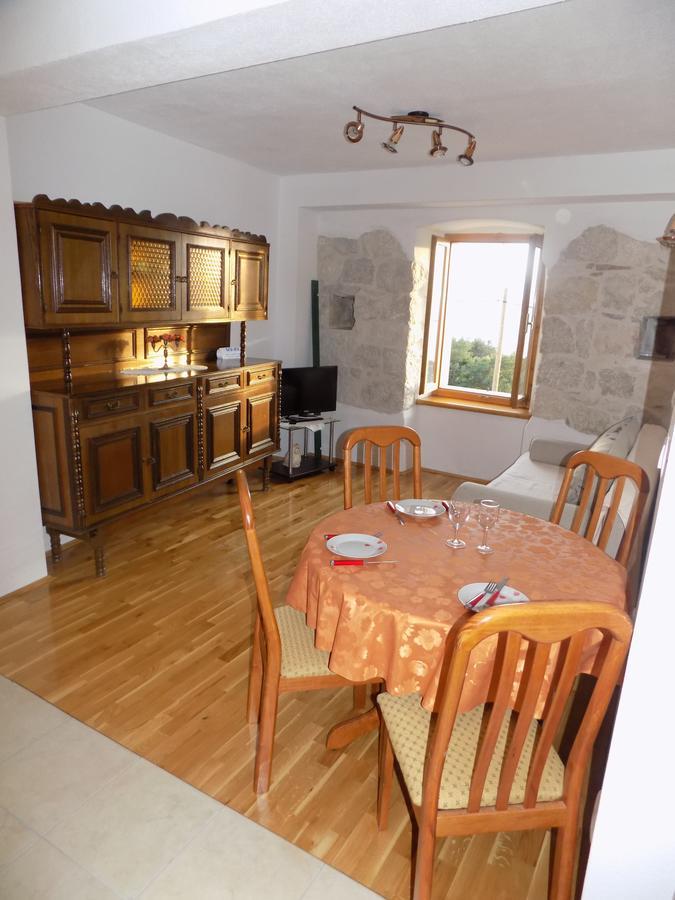 Vacation Apartments Feniks Tučepi Kültér fotó