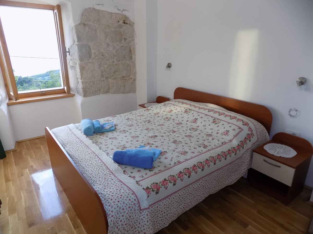 Vacation Apartments Feniks Tučepi Kültér fotó